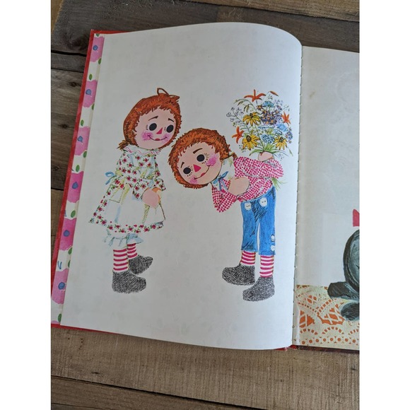 Vtg 1972 A Golden Book / Raggedy Ann - A Thank You, Please, and I Love You Book - Picture 9 of 11
